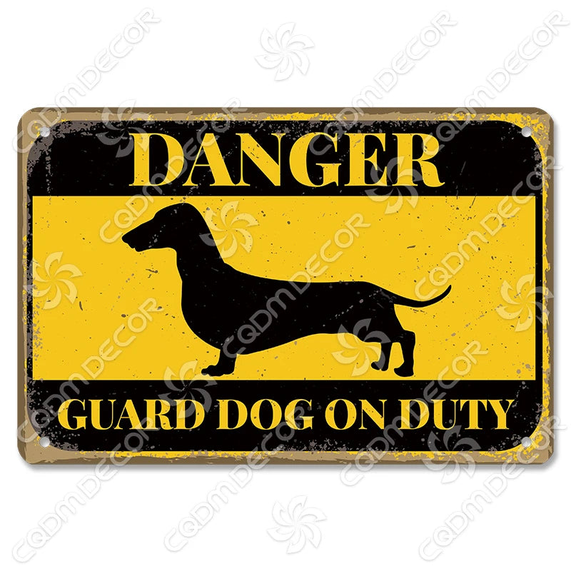 🐾 Vintage Metal Beware of Dog Sign – Retro Tin Wall Décor